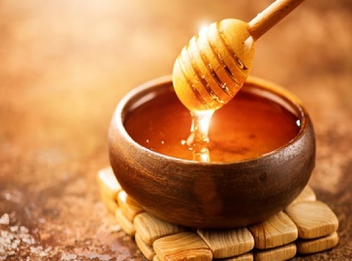 عسل و درمان بیماری به همراه آموزش ماسک برای پوست های چرب و خشک